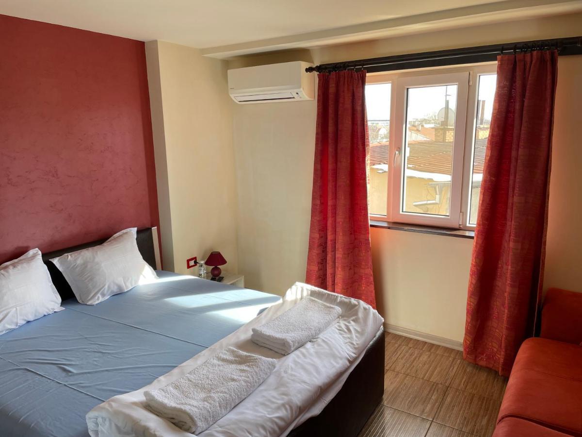 Manana House Hotel Plovdiv Ngoại thất bức ảnh