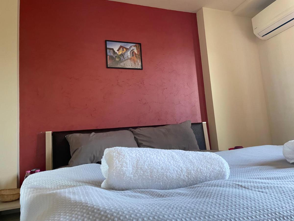 Manana House Hotel Plovdiv Ngoại thất bức ảnh