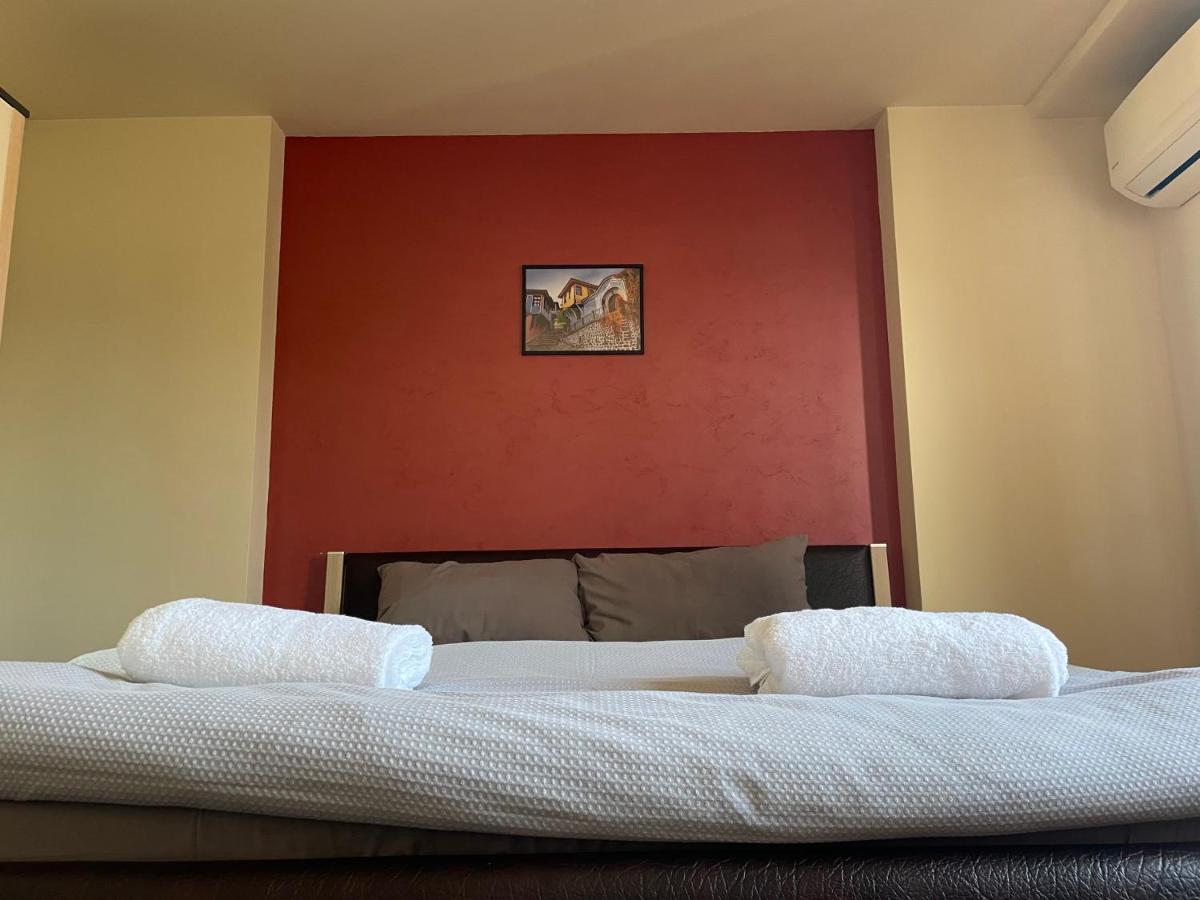 Manana House Hotel Plovdiv Ngoại thất bức ảnh