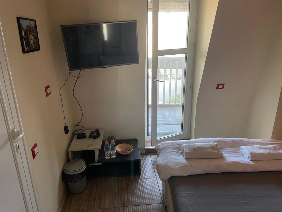 Manana House Hotel Plovdiv Ngoại thất bức ảnh
